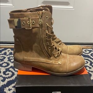 Guess Berlyn boots